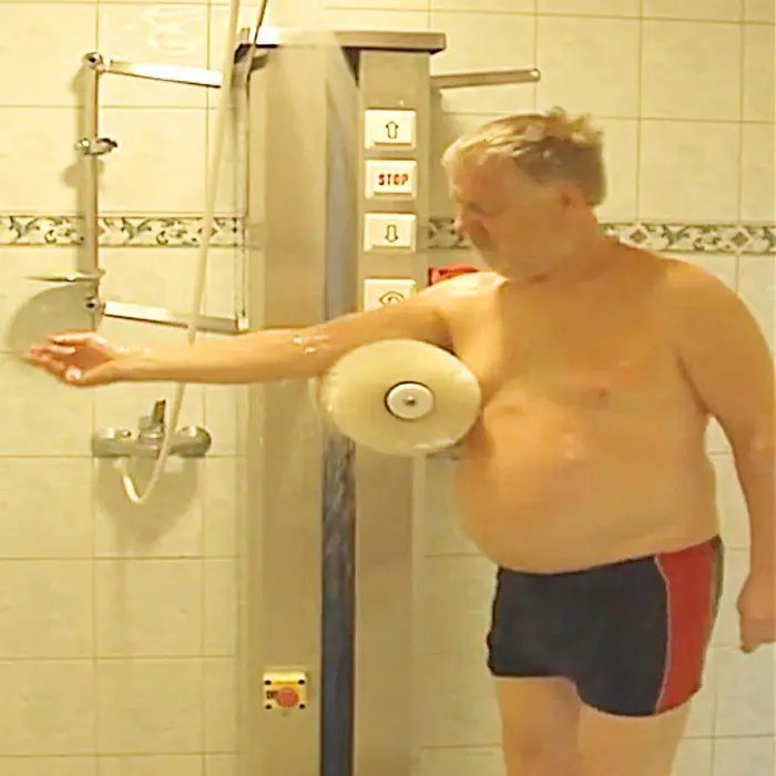 https://www.thesuperboo.com/wp-content/uploads/2019/02/Automatic-Shower-for-Elderly.jpg.webp