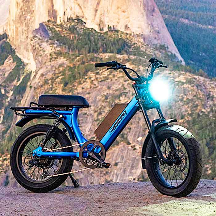 This Modern Electric bike Looks Like Retro Moped