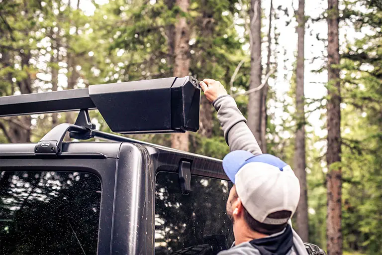 Altair  A Car Rooftop Fishing Rod Holder Keeps Your Expensive Fly Rod  Protected - TheSuperBOO!