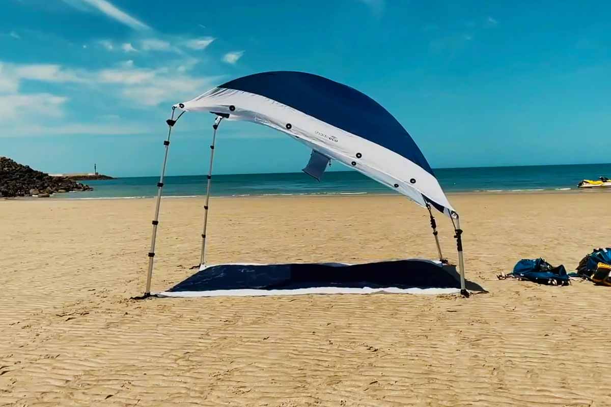 Portable Beach Sun Shade That Turns Into Hammocks! - TheSuperBOO!