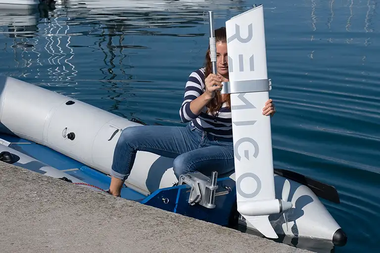 Turn your boat into an e-boat with this 1000W, 3 HP electric motor.