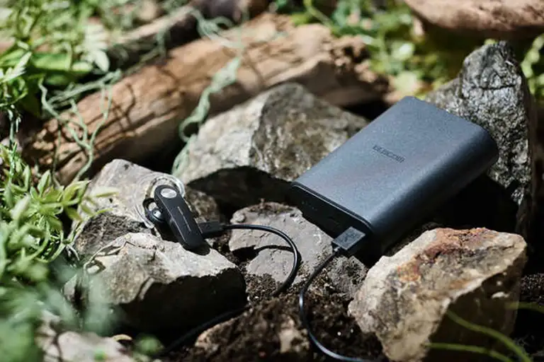 Designed to last up to 13 years, with 5,000 charge cycles for long-term reliability.