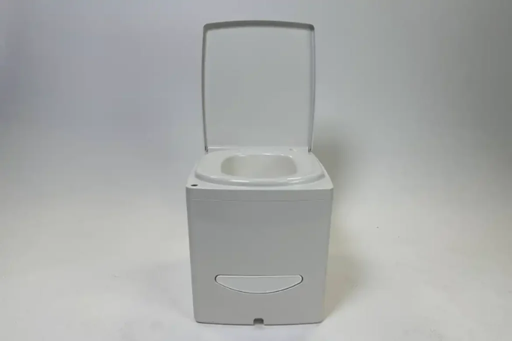 Hygienically sealed solid waste at the touch of a button.